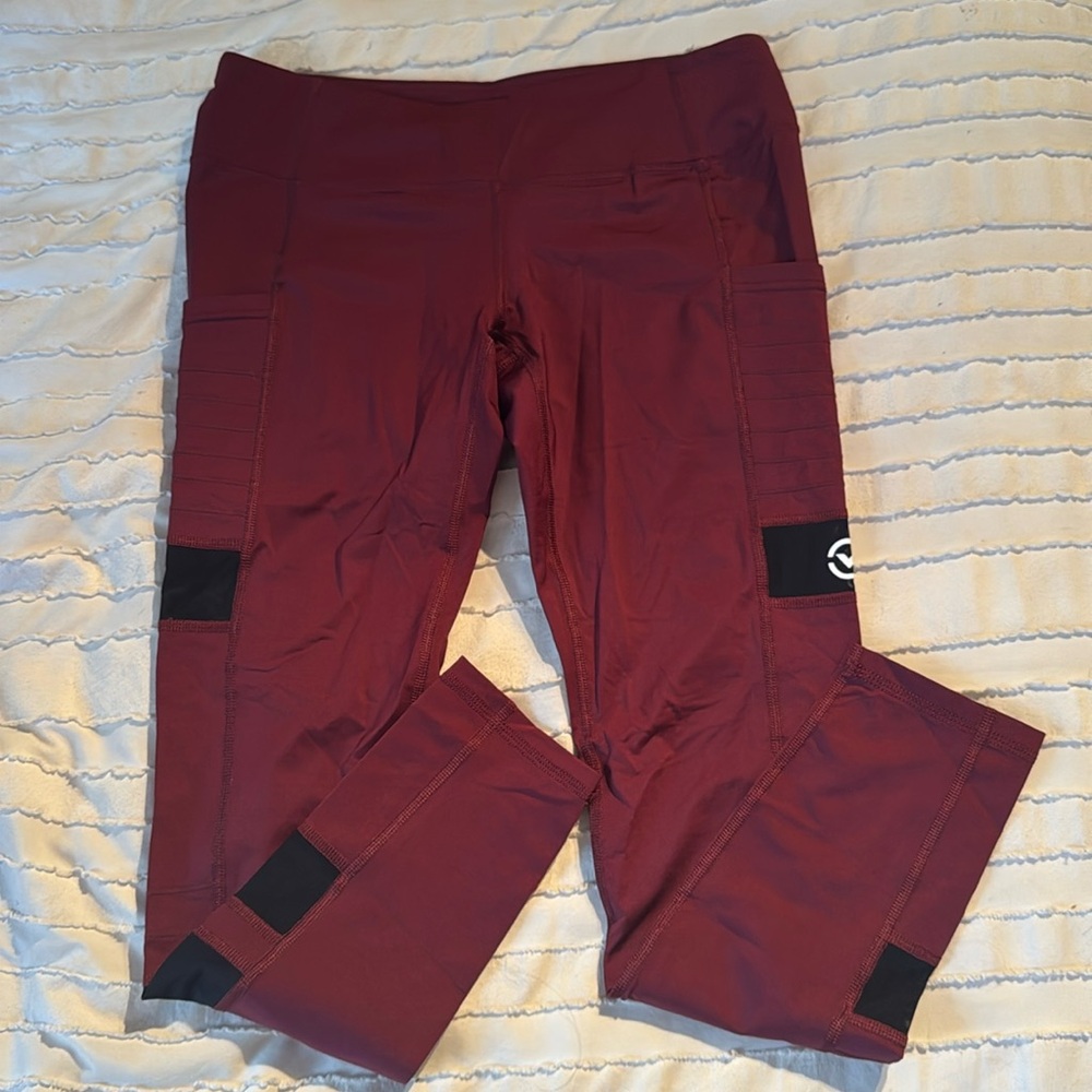Virus Workout Leggings
